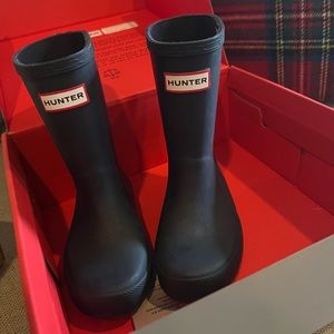 Brand new never worn kids hunter boots